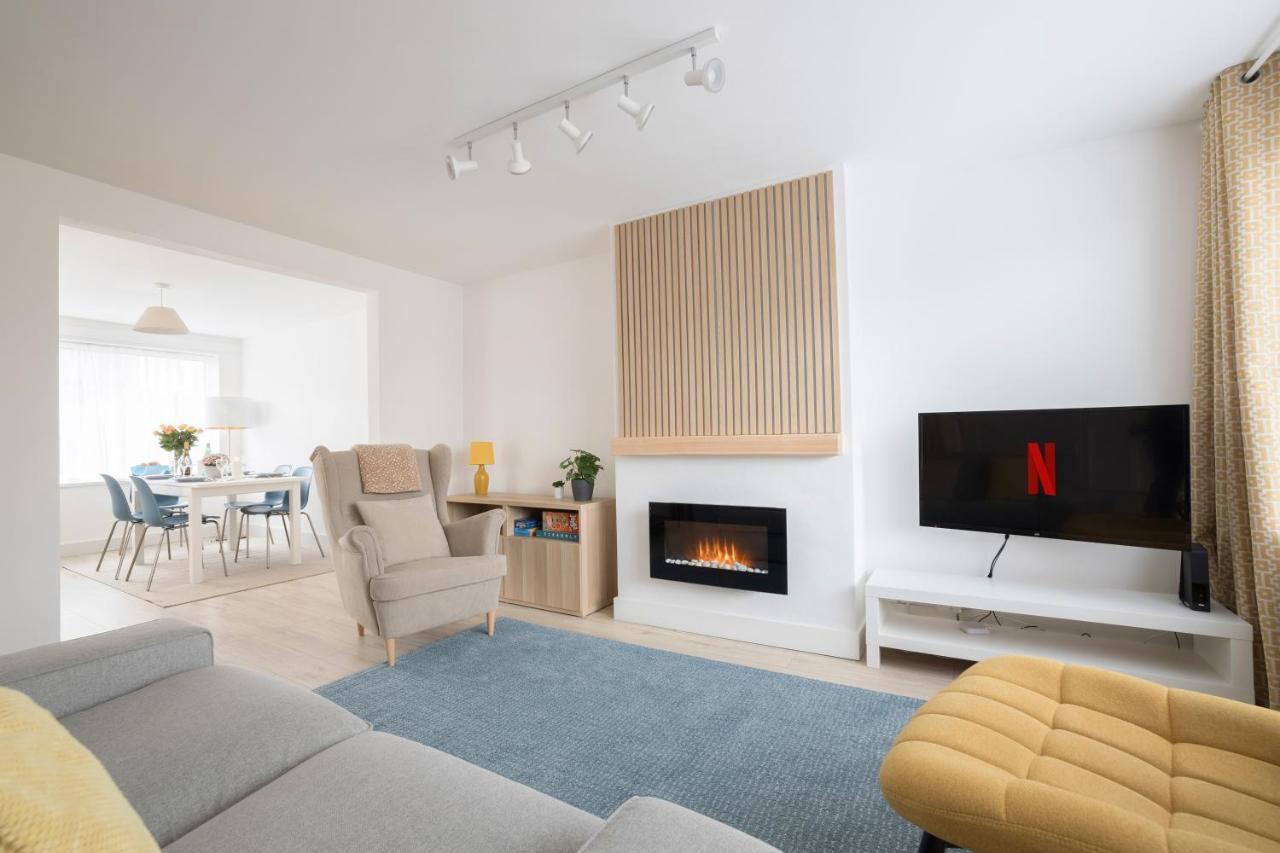 Elegant Home Mod Kitchen, Fast Wi-Fi, Free Parking Carrickfergus Esterno foto
