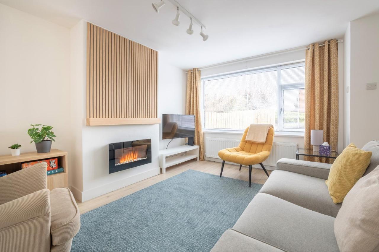 Elegant Home Mod Kitchen, Fast Wi-Fi, Free Parking Carrickfergus Esterno foto